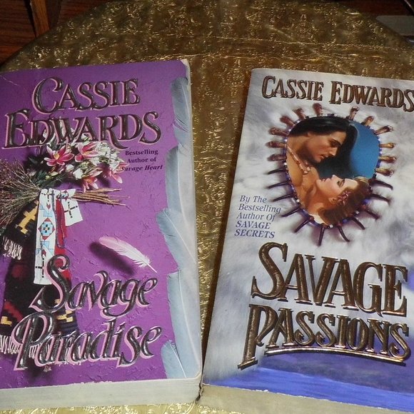 Books - (set/2) - "Savage Paradise" & "Savage Passions" - Picture 1 of 1
